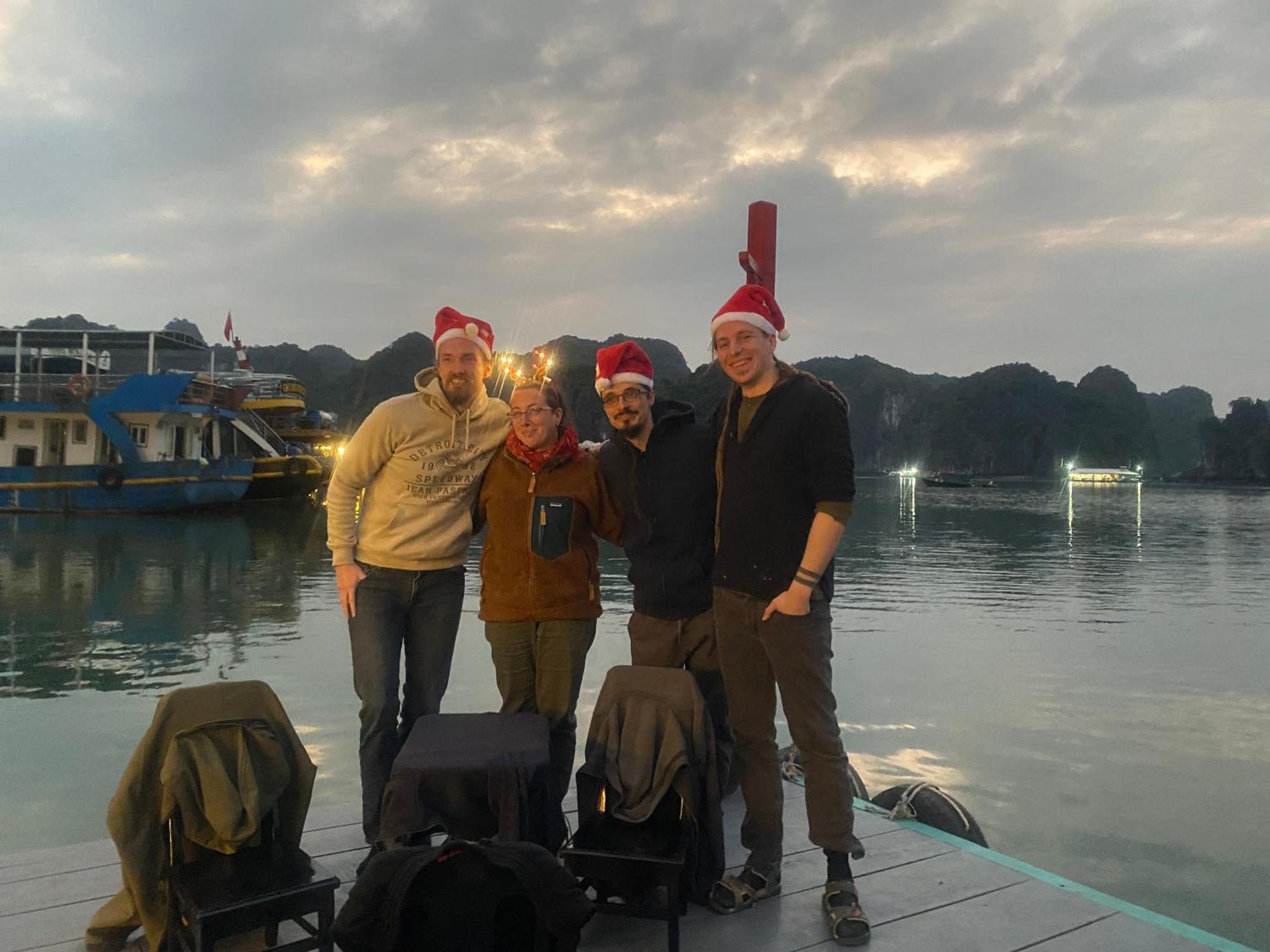 Eco Floating Farm Stay Cai Beo Chan Chau Exterior foto